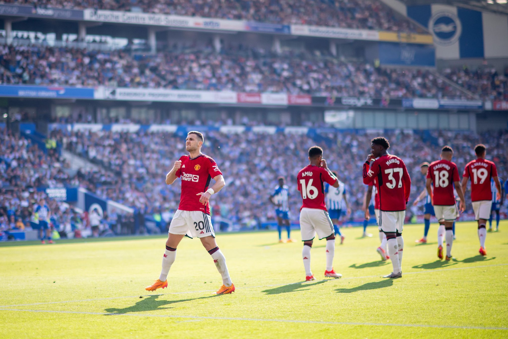 在中场位置 在中场位置